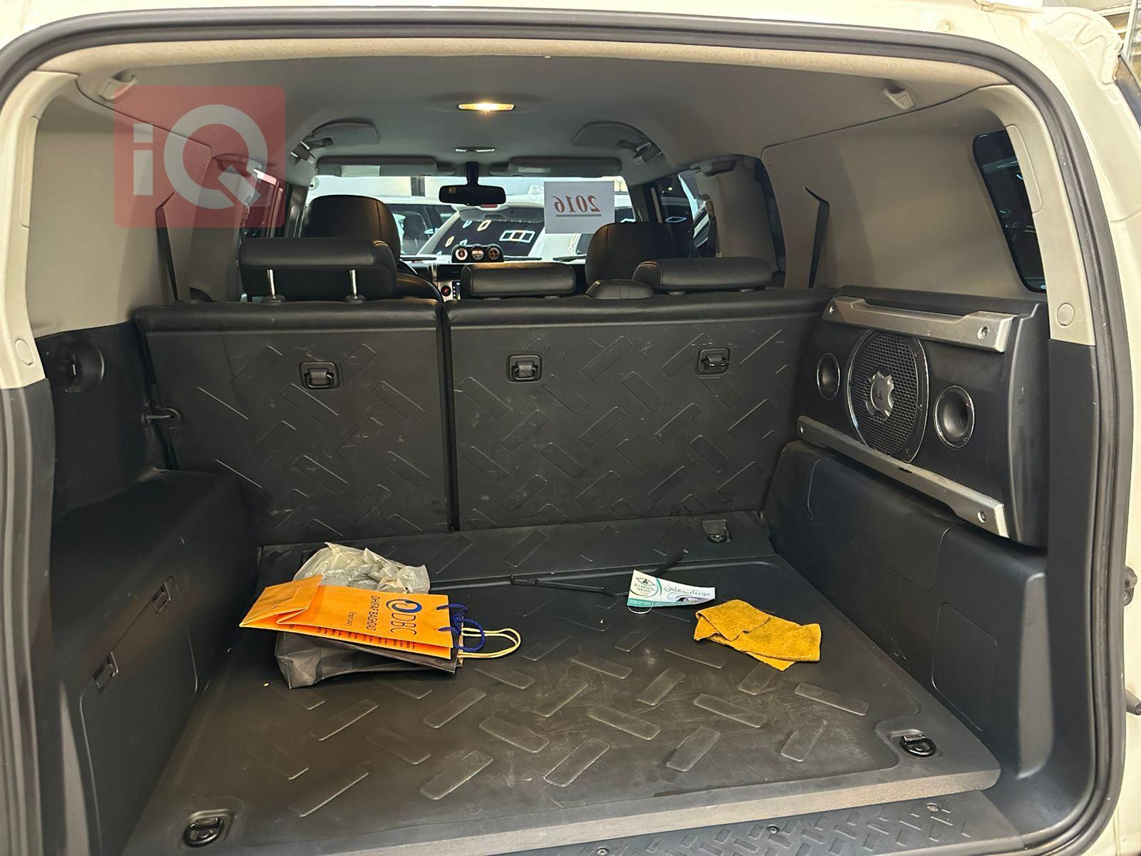 تۆیۆتا FJ کرۆزەر